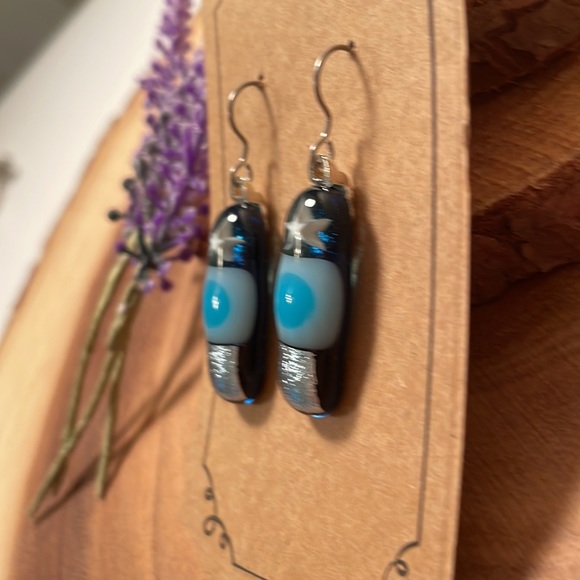 Artsy, handmade, glass earrings - Picture 3 of 3